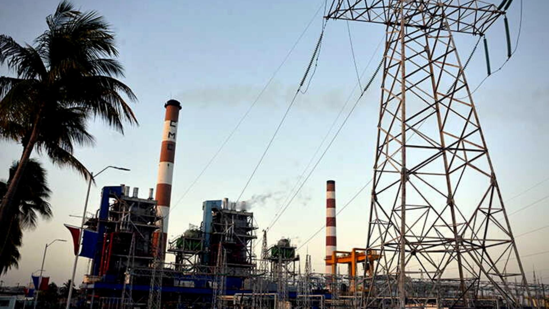 Unión Eléctrica desconecta termoeléctricas en el Oriente de Cuba tras prometer “refuerzo” ante el huracán Melissa