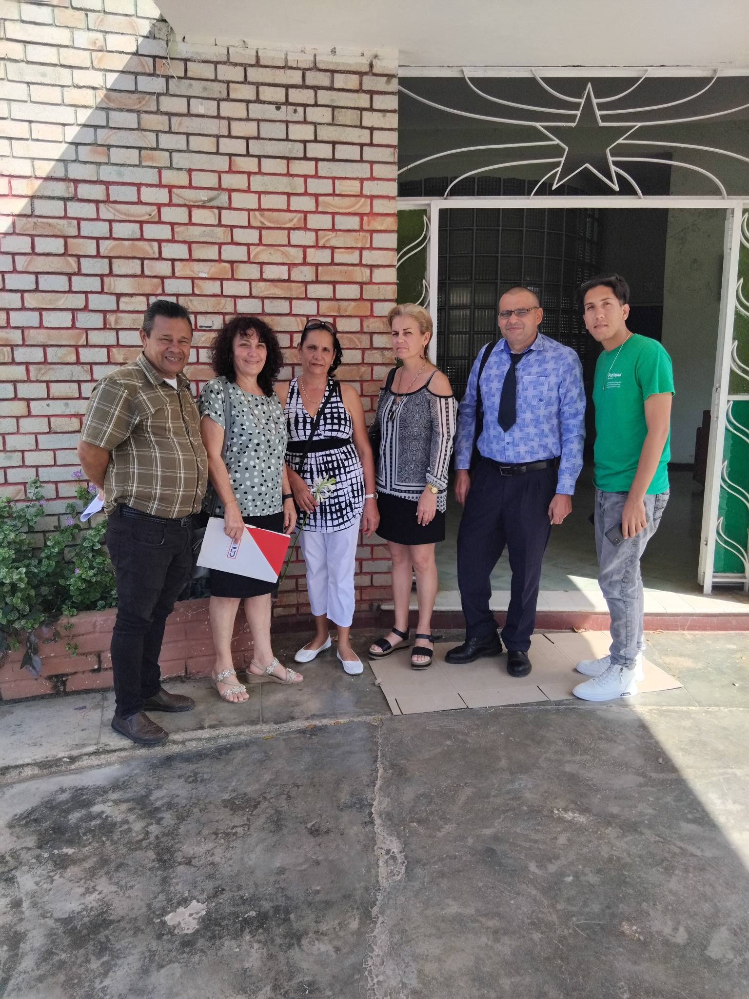 EL MITO DEL 100%: LA FARSA DE LA DEMOCRACIA EN ESMERALDA